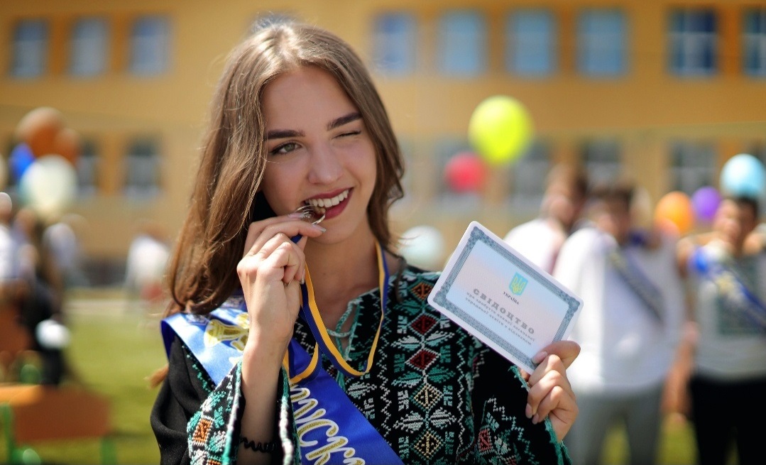 Луганщина готується до видачі випускникам 2024 року свідоцтв про здобуття освіти, 09.05.2024