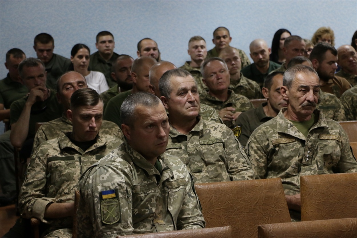 Вітали військовослужбовців ЗСУ та НГУ