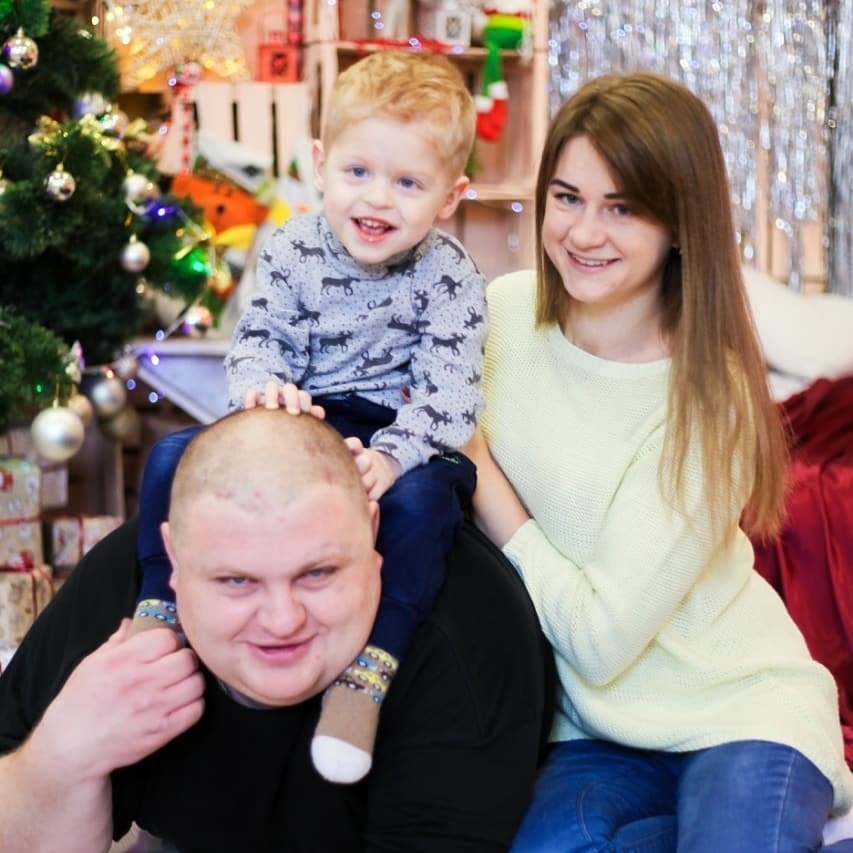 Родители переживают за своего сына