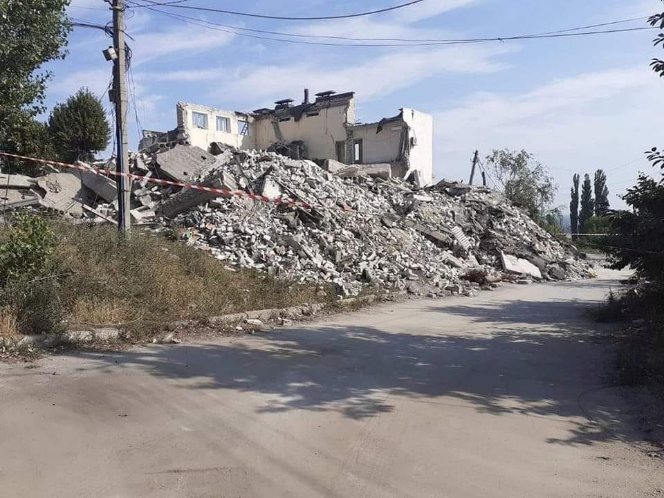 Залишки місцевого суду після "бавовни"
