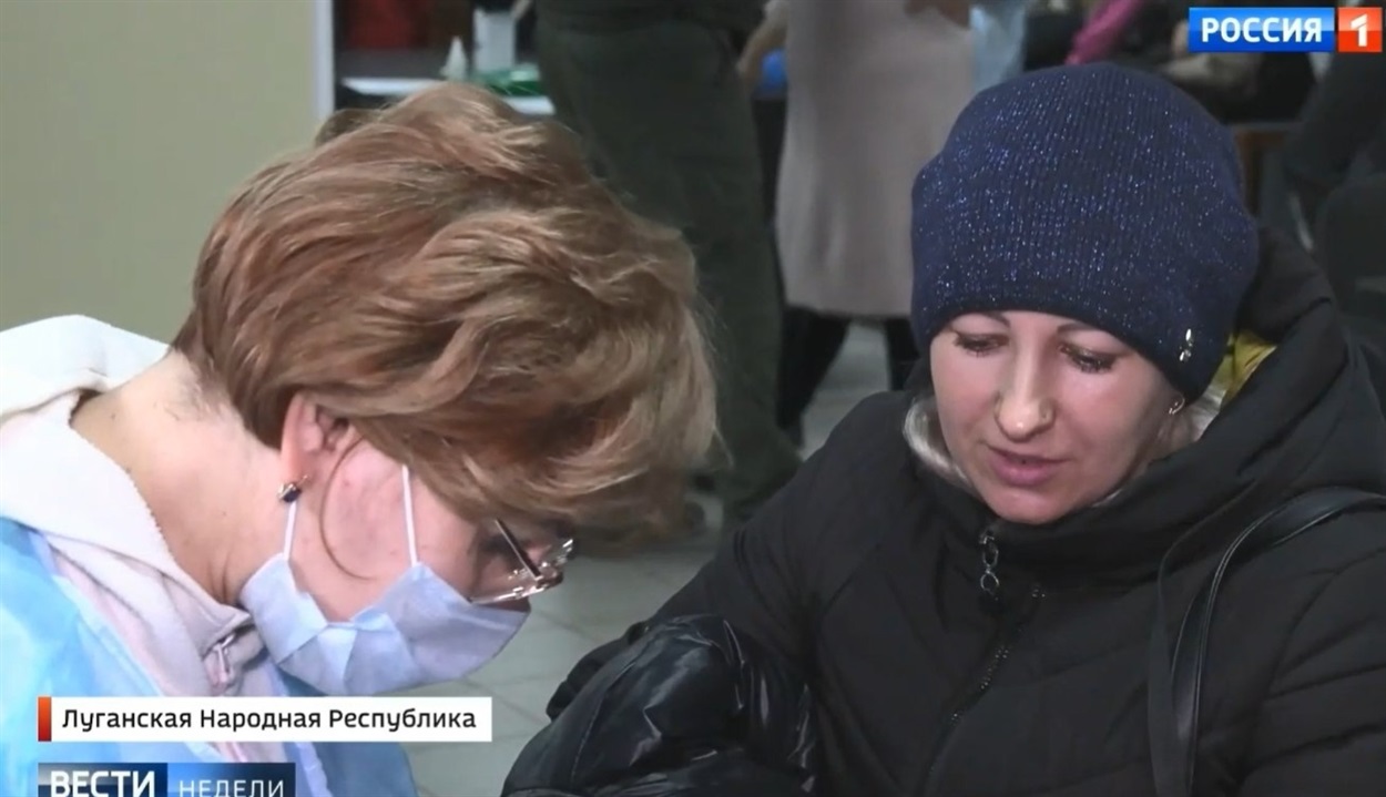 Прийом у лікаря відбувається в одязі. 
