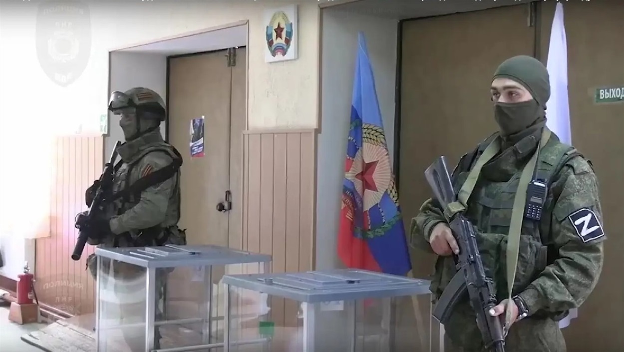 На окупованій Луганщині дозволили "обирати" Путіна за українськими паспортами, 16.01.2024