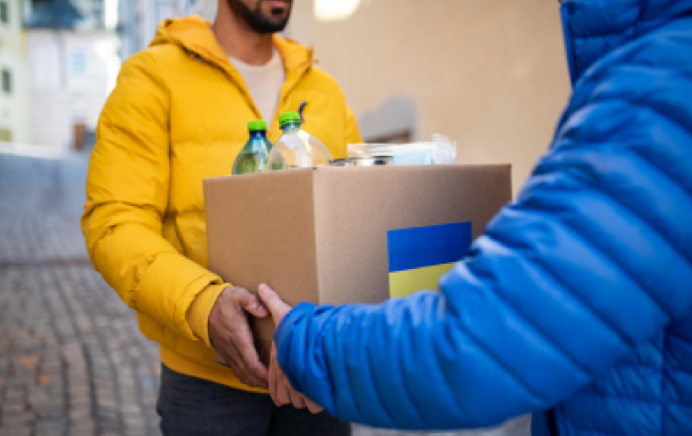 За три дні видано 1206 продуктових наборів для внутрішньо переміщених осіб з Луганської області, 15.02.2024