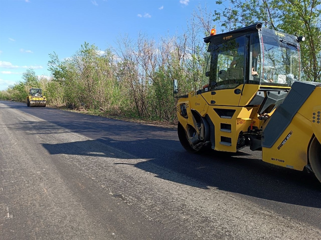 На окупованій Луганщині ремонтують автотрасу до  Донецької псевдореспубліки, а далі - в РФ, 22.04.2024