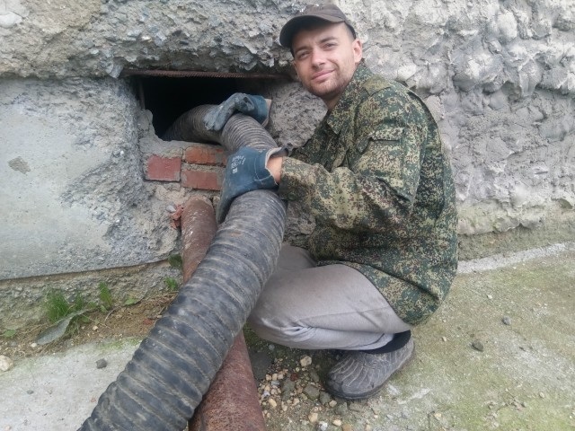 Відсмокче усім: на окуповану Луганщину приїхав асенізатор з Татарстану, 22.08.2024